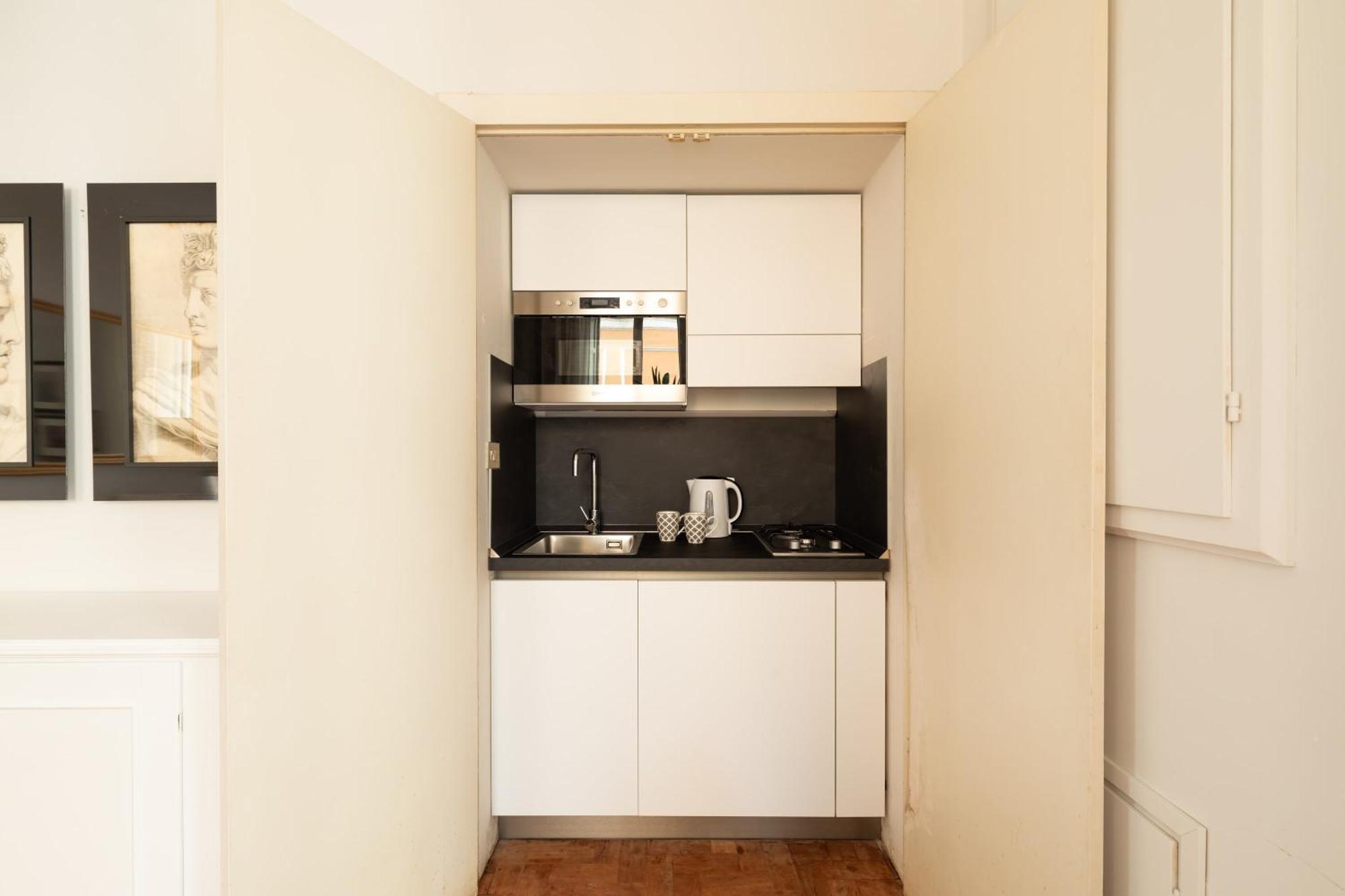 Pantheon Delightful Apartment Рим Екстер'єр фото